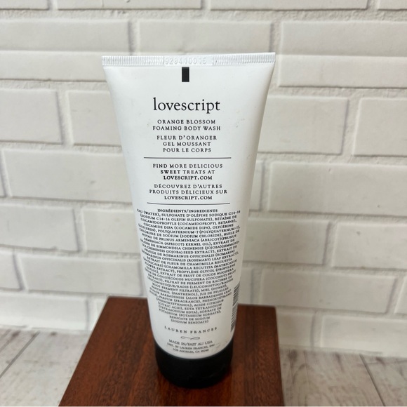Lovescript Foaming Body Wash - Orange Blossom - 6 fl. oz. Sealed - Picture 4 of 5